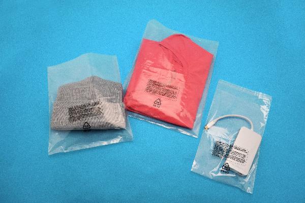 16 x 20 Zipper Bags with Suffocation Warning 1.5 Mil 500/Case